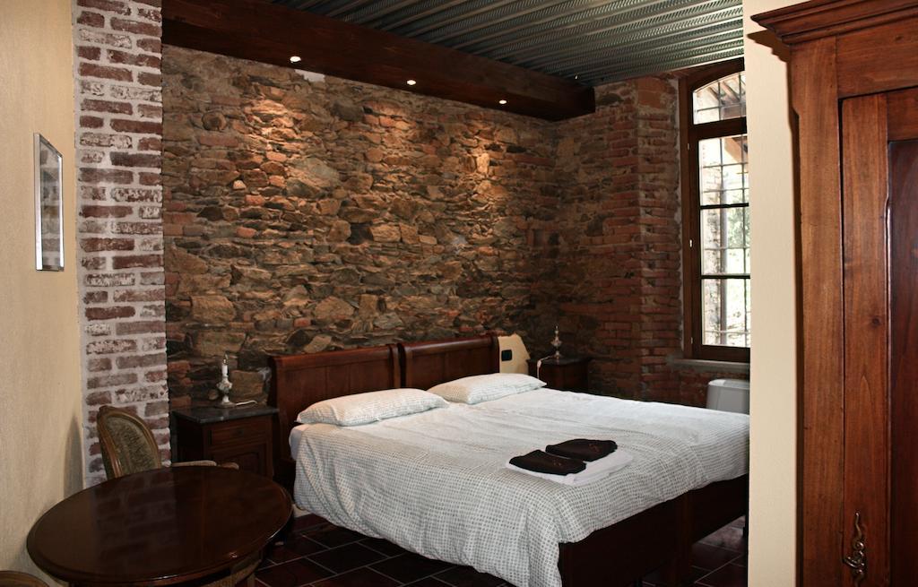 Il Baco Da Seta Villa Manta Room photo